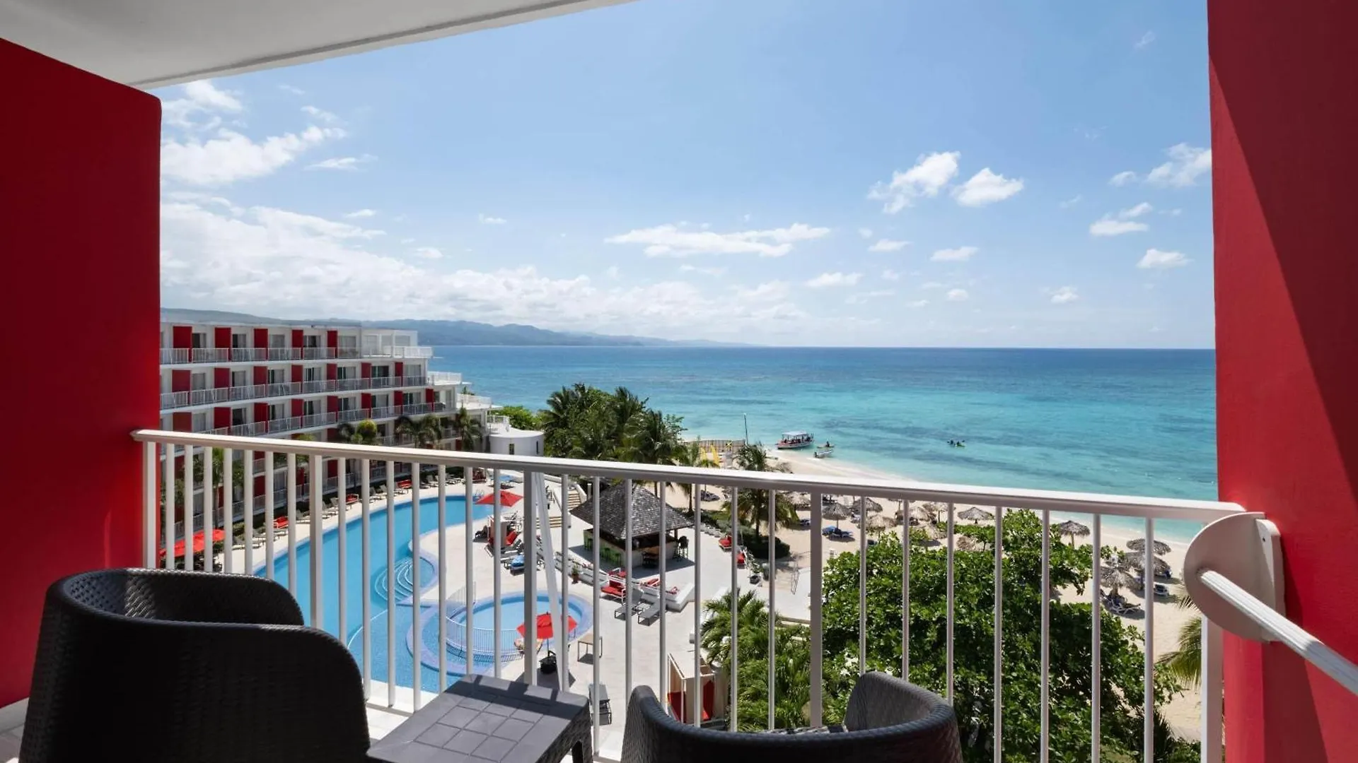 Grand Decameron Cornwall Beach, A Trademark All-Inclusive Resort