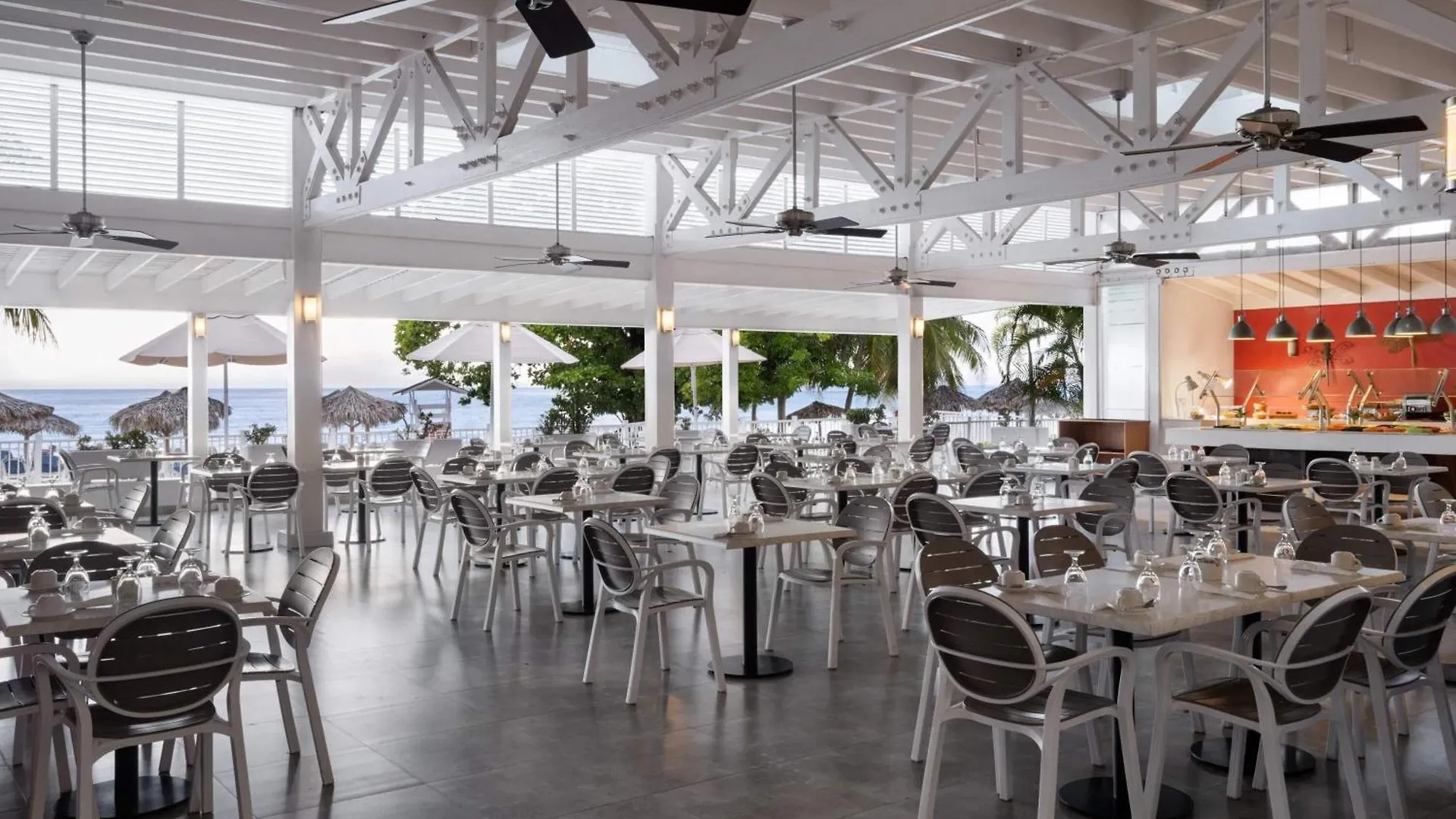 Grand Decameron Cornwall Beach, A Trademark All-Inclusive Resort  Montego Bay