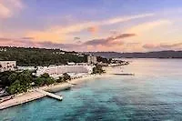 Grand Decameron Cornwall Beach, A Trademark All-Inclusive Resort