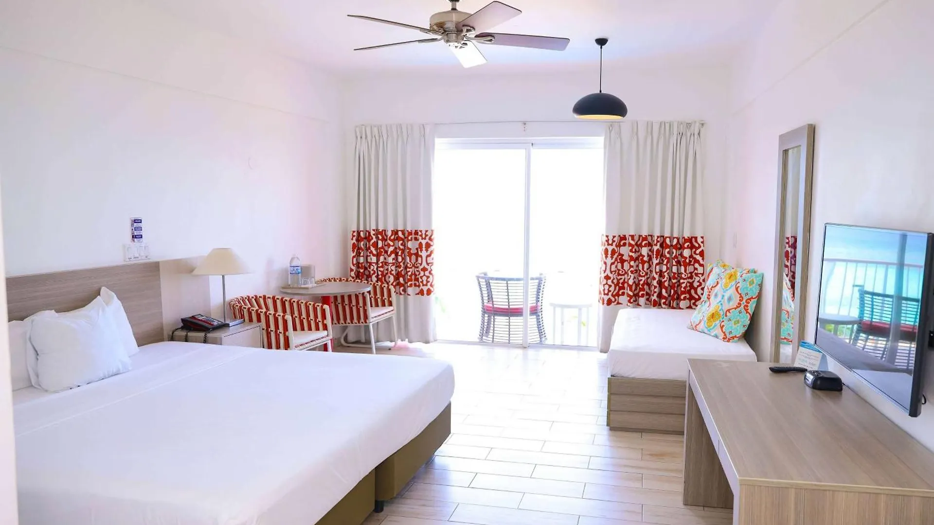 Grand Decameron Cornwall Beach, A Trademark All-Inclusive Resort Montego Bay