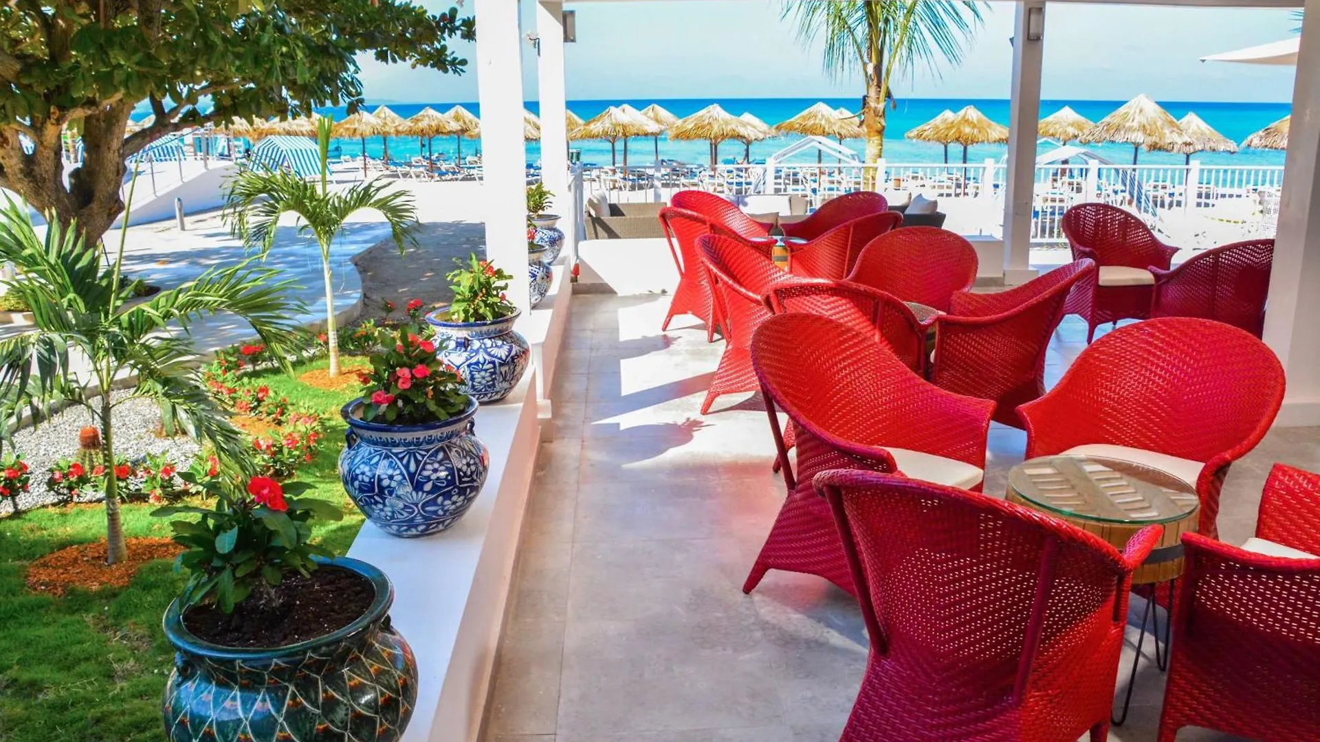 Grand Decameron Cornwall Beach, A Trademark All-Inclusive Resort 4*, Montego Bay Jamaica