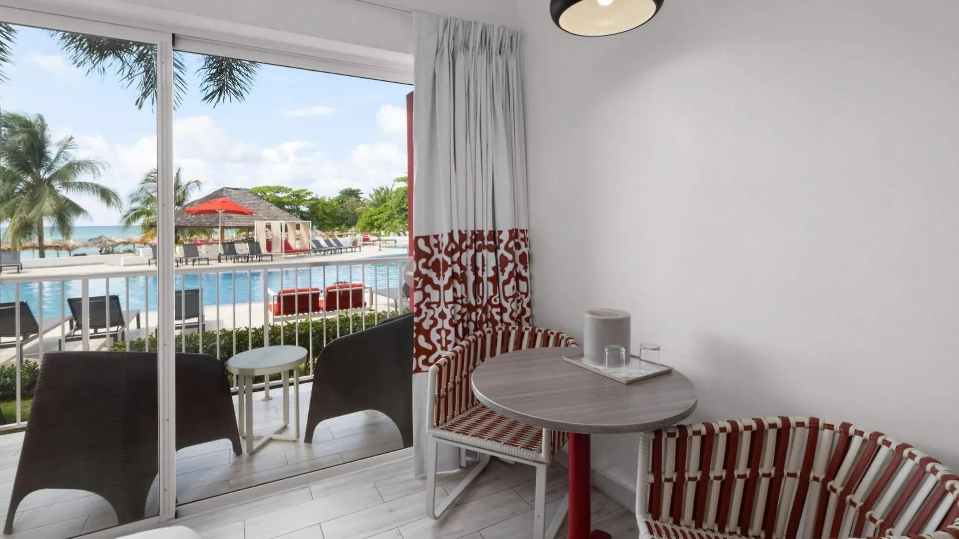 ****  Grand Decameron Cornwall Beach, A Trademark All-Inclusive Resort Montego Bay Jamajka
