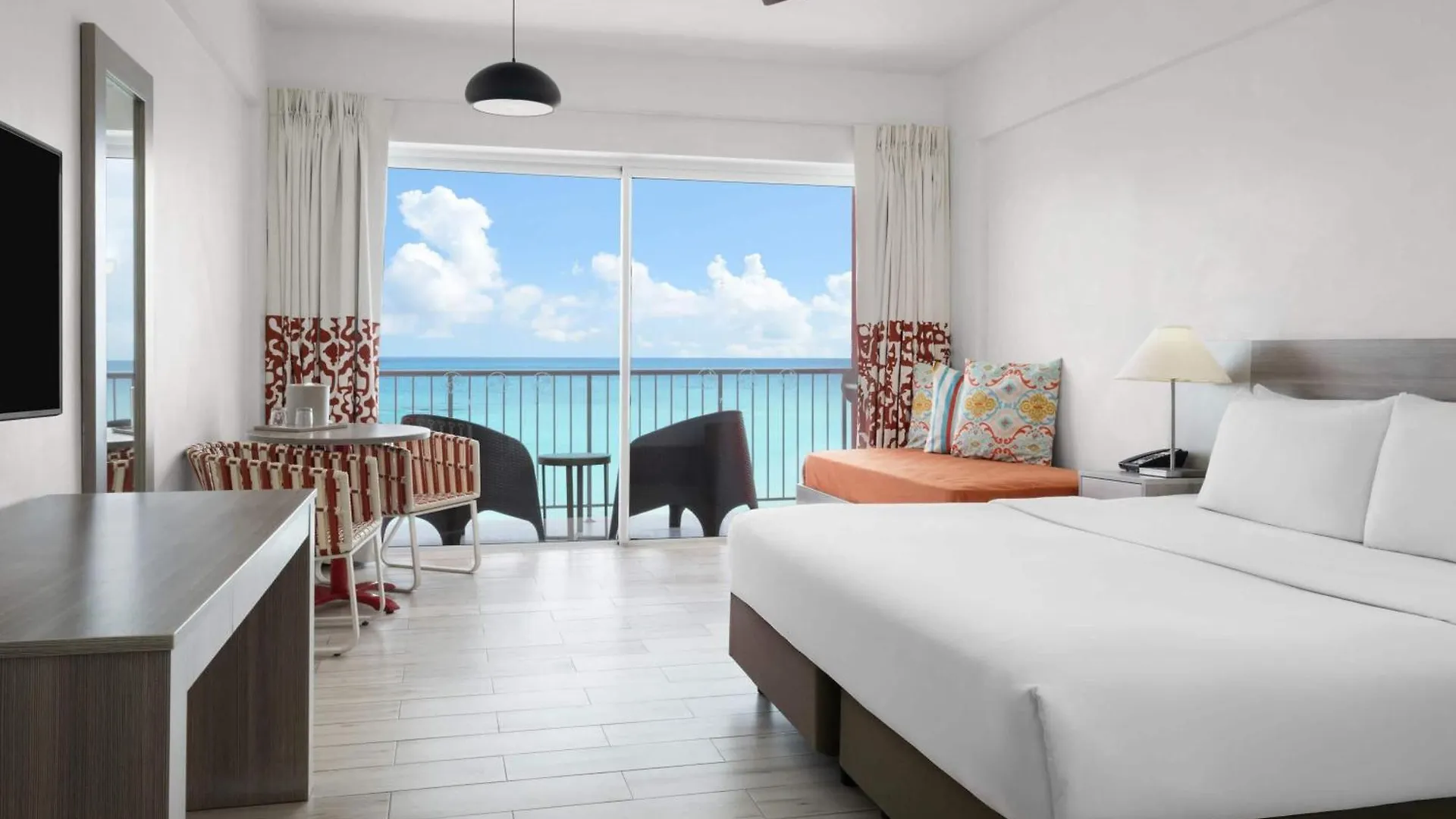 Grand Decameron Cornwall Beach, A Trademark All-Inclusive Resort Montego Bay